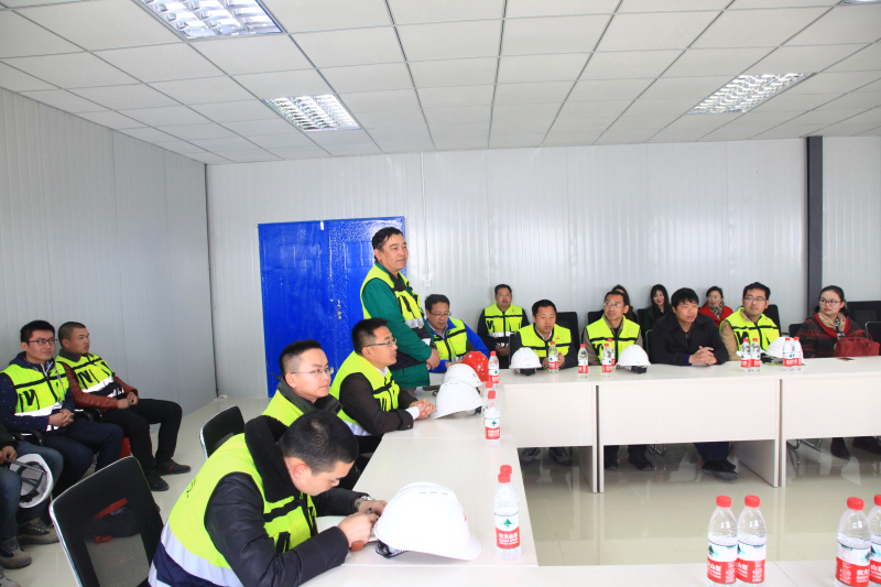 1496480232262476.jpg 11-項(xiàng)目組開(kāi)會(huì)全場(chǎng)2.jpg