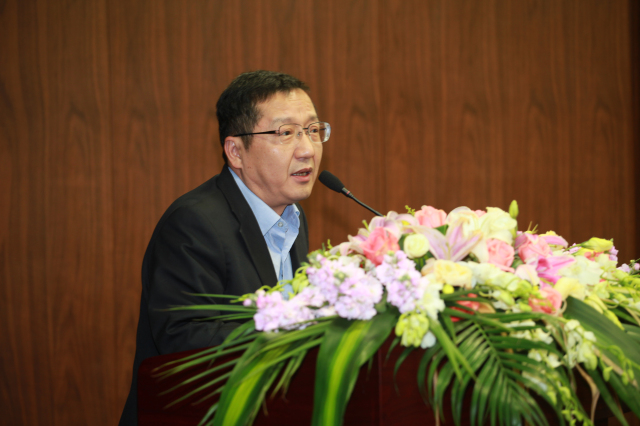 1496496034179914.jpg 24-工會主席王萌代表十一科技干部員工發言.jpg