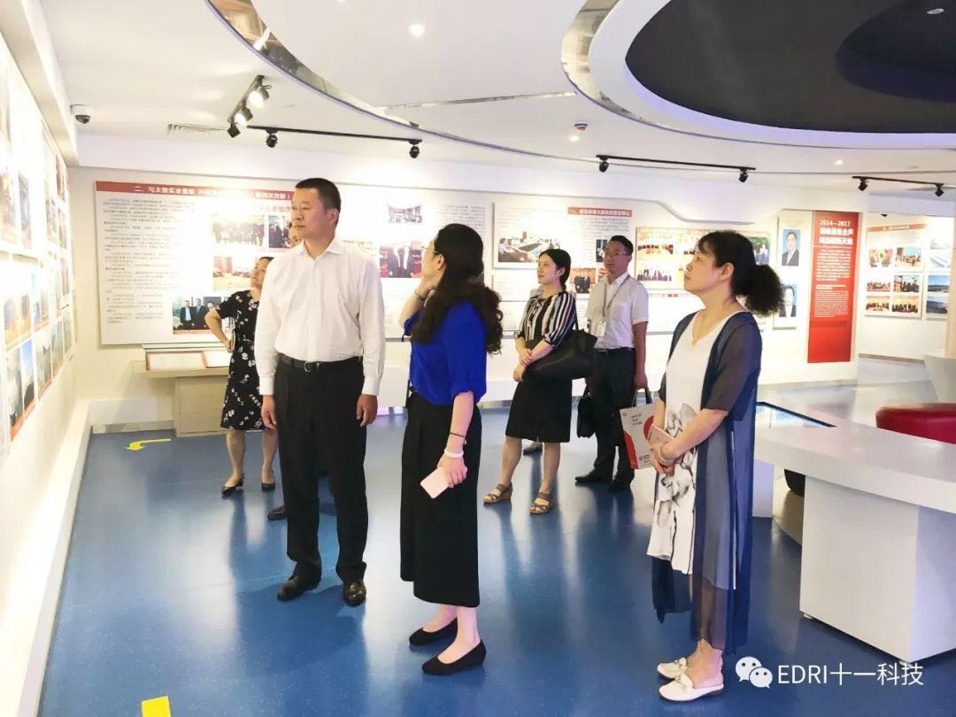 1531446498955527.jpg 2.jpg